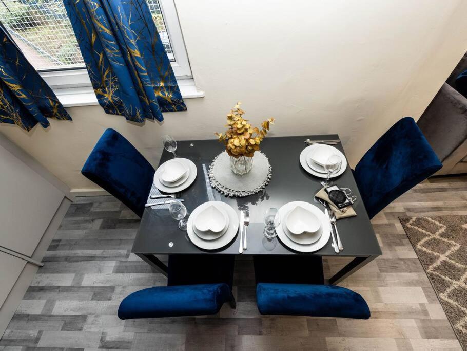 1 Bedroom-Sofabed-Worktable-4-Wifi-Parking لندن المظهر الخارجي الصورة