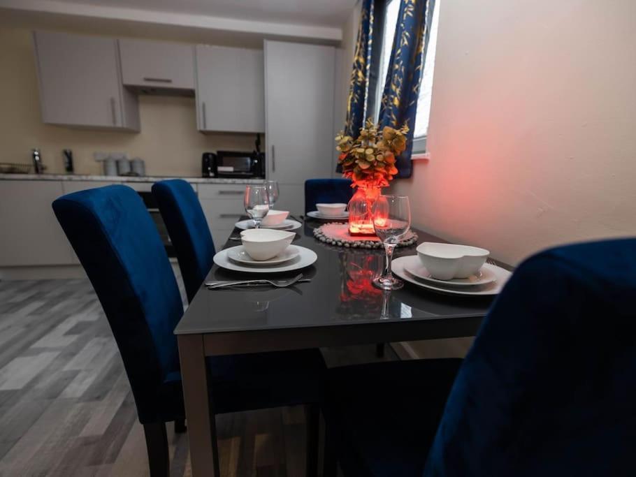 1 Bedroom-Sofabed-Worktable-4-Wifi-Parking لندن المظهر الخارجي الصورة